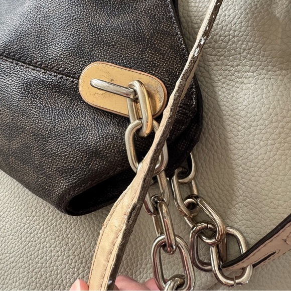 Michael Kors Brown Shoulder Bag with Signature Monogram - Picture 4 of 16